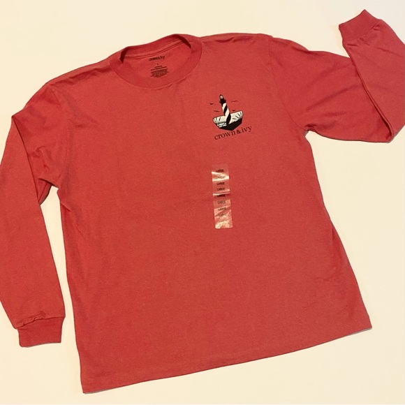 NEW! CROWN & IVY OUTER BANKS NC BEACH LIGHTHOUSE SUNSET RED LONG SLEEVE TEE SZ L - Picture 2 of 8